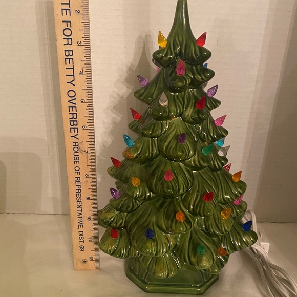 Vintage Ceramic Christmas Tree with Multicolor Lights 12” with stand - Picture 4 of 7